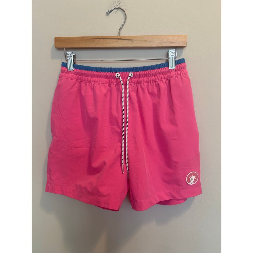 Chubbies The Avalons Stretch Swim Trunks Men’s Size Small Bright Pink Mesh Lined